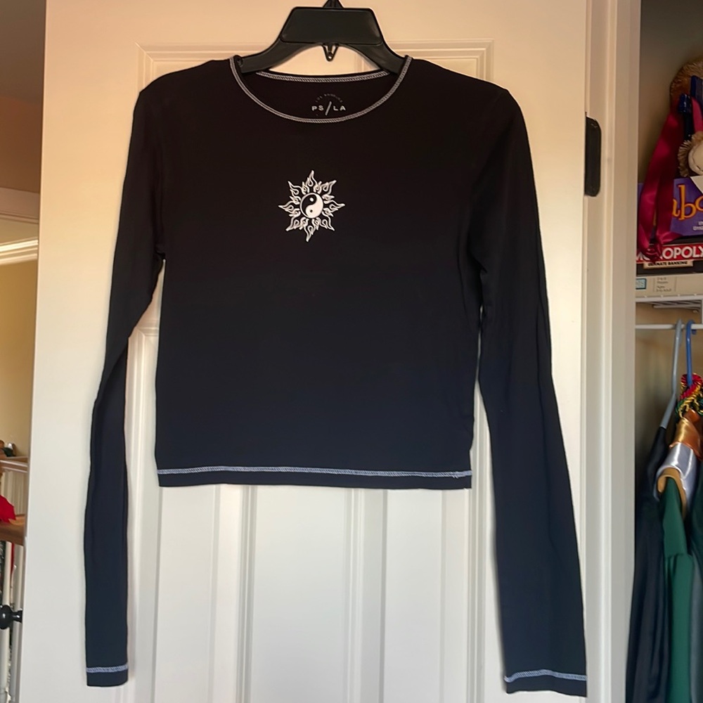 PacSun Long Sleeve Crop Top